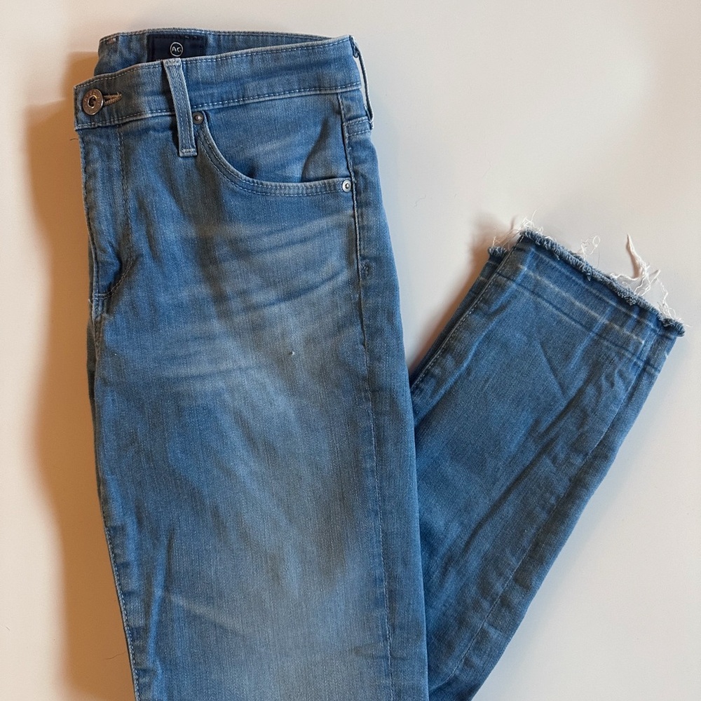 Ag Adriano Goldschmied Mid Rise Stevie Capri Denim Jeans